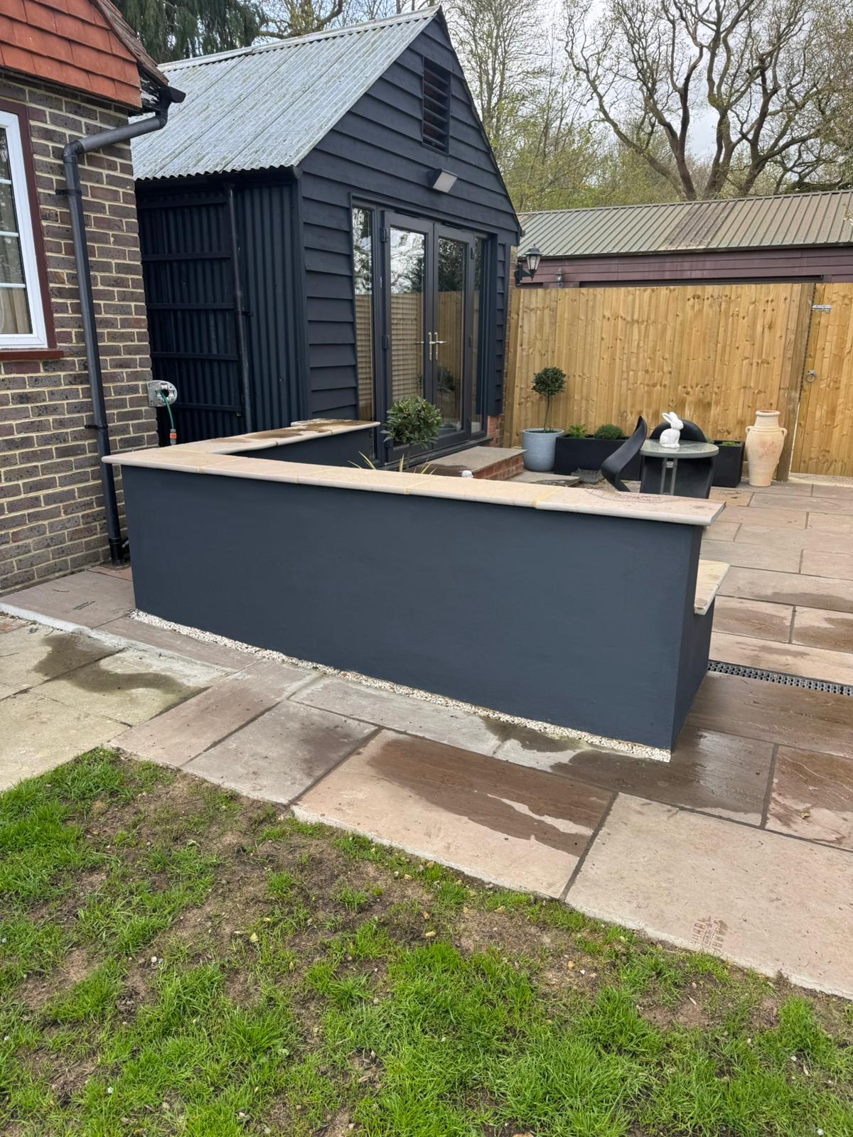 Patio garden room and planter transformation - After